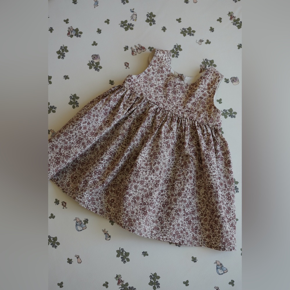 Wheat Pinafore Wrinkles in Red Meadow